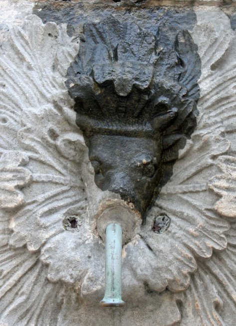 Big Onofrio's Fountain located near the Pile Gate had 16 sides and each side featured a different mask with a spout coming out of its mouth. This was a cow mask.