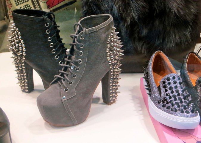 I am sure these clunky shoes are stylish but I confess to not getting it.