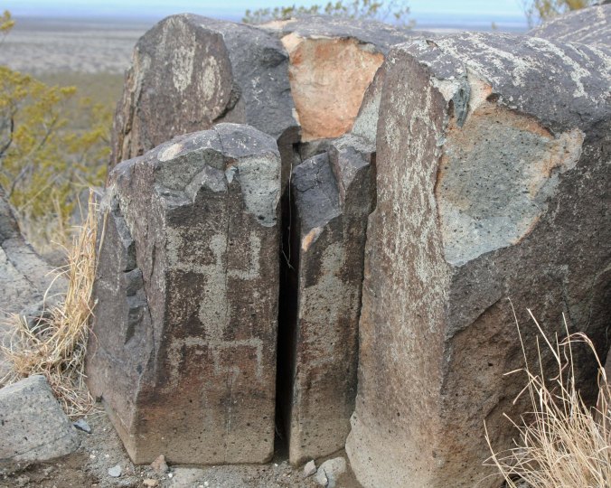 Lizard glyph at Three Rivers Petroglyph site in Southern New Mexico.