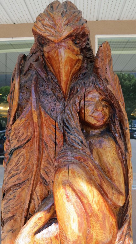 Chainsaw woodcarving in Hope BC