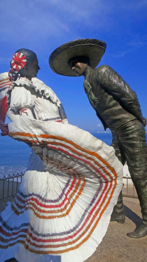 Sculpture of Vallarta Dancers by Jim Demitro. Photo by Curtis Mekemson.