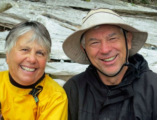 Back at the beach I found smiling faces— Wendy and Dennis.