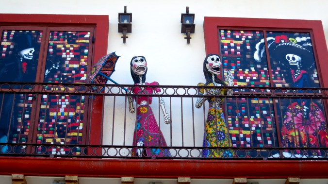 A popular restaurant in Puerto Vallarta features these to singing cuties on its balcony.