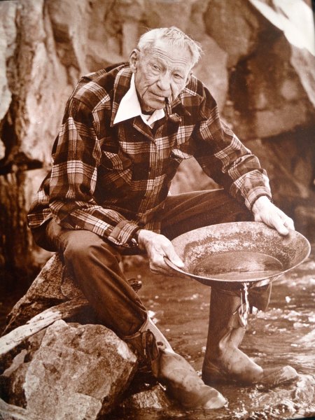 Photo of Herb Mekemson taken by Marian Heintz.