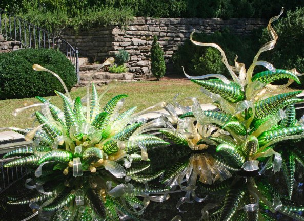 I had the feeling that this sculpture by Dale Chihuly, set off by a reflecting pool should be waving its tentacles.