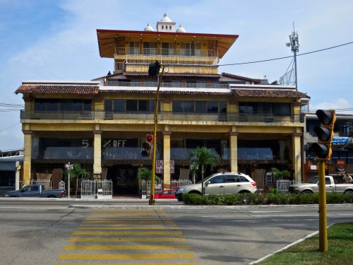 The furniture store as seen across the street from our hotel. It must have has several thousand feet of display space.