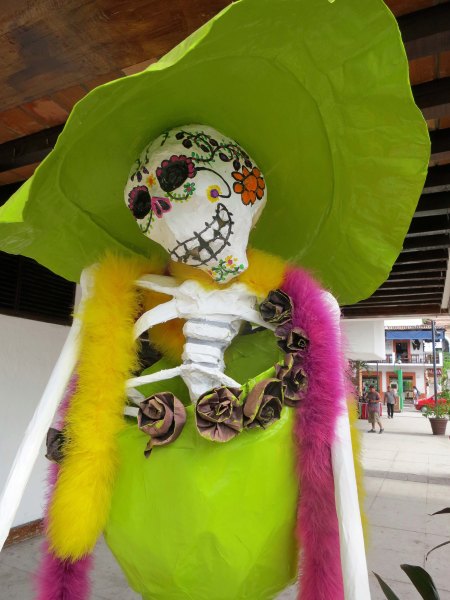 Judging from the number and variety of Catrinas we found, I surmised that Puerto Vallarta's visitors bureau had sponsored a Catrina contest for the Day of the Dead.