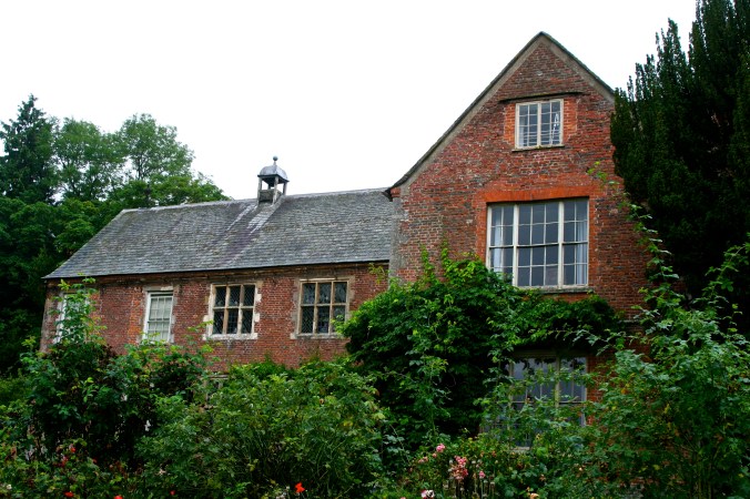 Hellens Manor