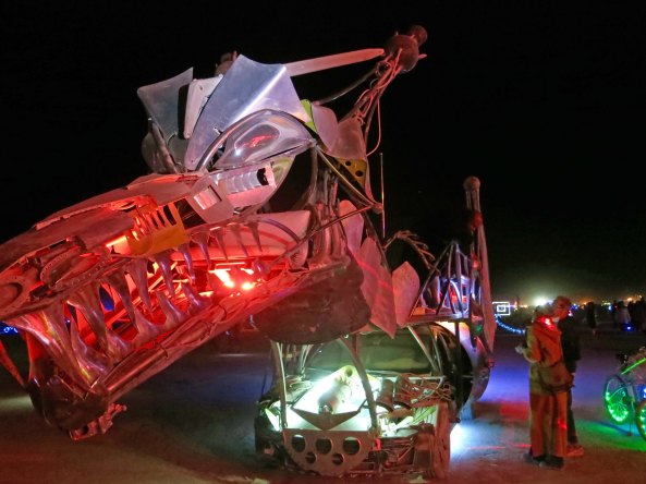 Dragons are fearsome creates at night!