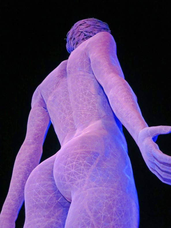 R-Evolution, Bliss and Truth Is Beauty were all designed to take on a variety of colors at night, providing a completely different perspective on the sculptures.