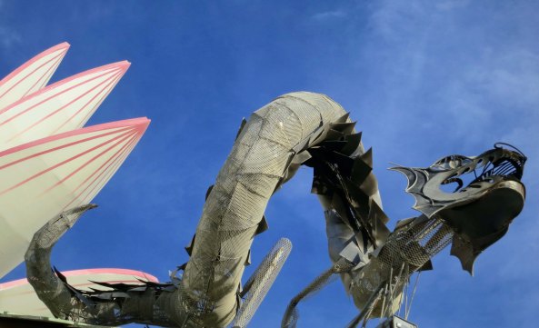 A fire-bathing temple dragon.