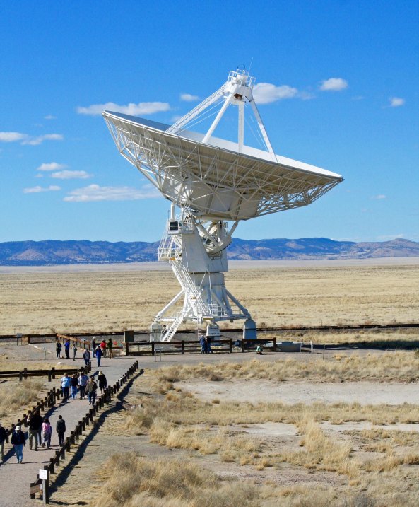 Peggy and I lucked out in our April visit to VLA. It was the facilities annual open house. People were taken on tours by scientists who use the radio telescopes for probing the Universe.