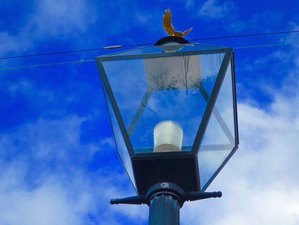 Old lamp posts adorn the historic part of Natchez.