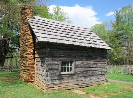 The Plackets cabin on the Blue Ridge Parkway in Virginia.