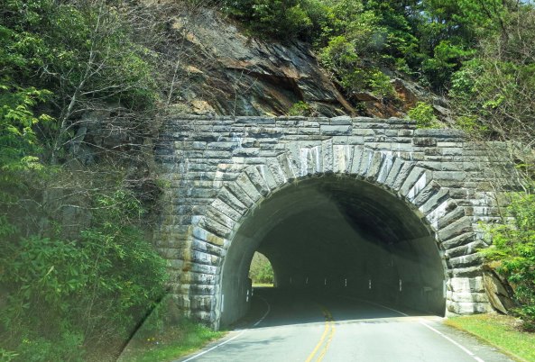 One of numerous tunnels along the Parkway. I found the stone work quite beautiful. Sone masons from Europe were brought in during the 1930s to help.