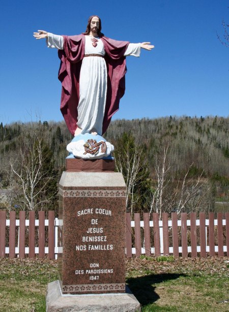 Jesus welcomed Peggy and I with open arms— not surprising in Quebec.