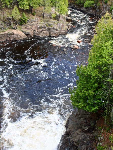 The Cross River of Michigan just before it flows into Lake Superior.