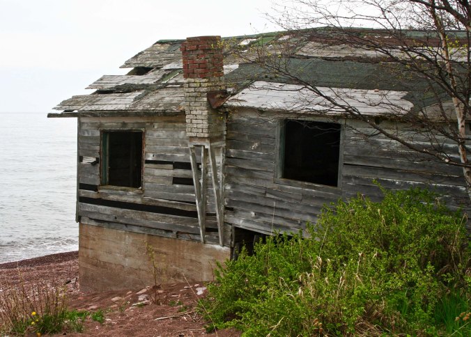 Old cabin on Minnesota's scenic Highway 61 along the north Shore of Lake Superior.