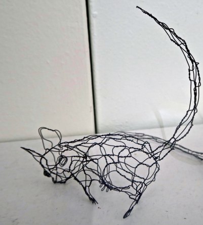 Not so colorful, but there is a story that goes along with this chicken wire Mendocino mouse. In my last blog about Mendocino, I had also included chicken wire sculptures. A person from Japan wrote to me and said he had also visited Mendocino, seen the sculptures in a shop, and wanted to know which shop it was so he could buy some. I was reminded of just how international blogging is...