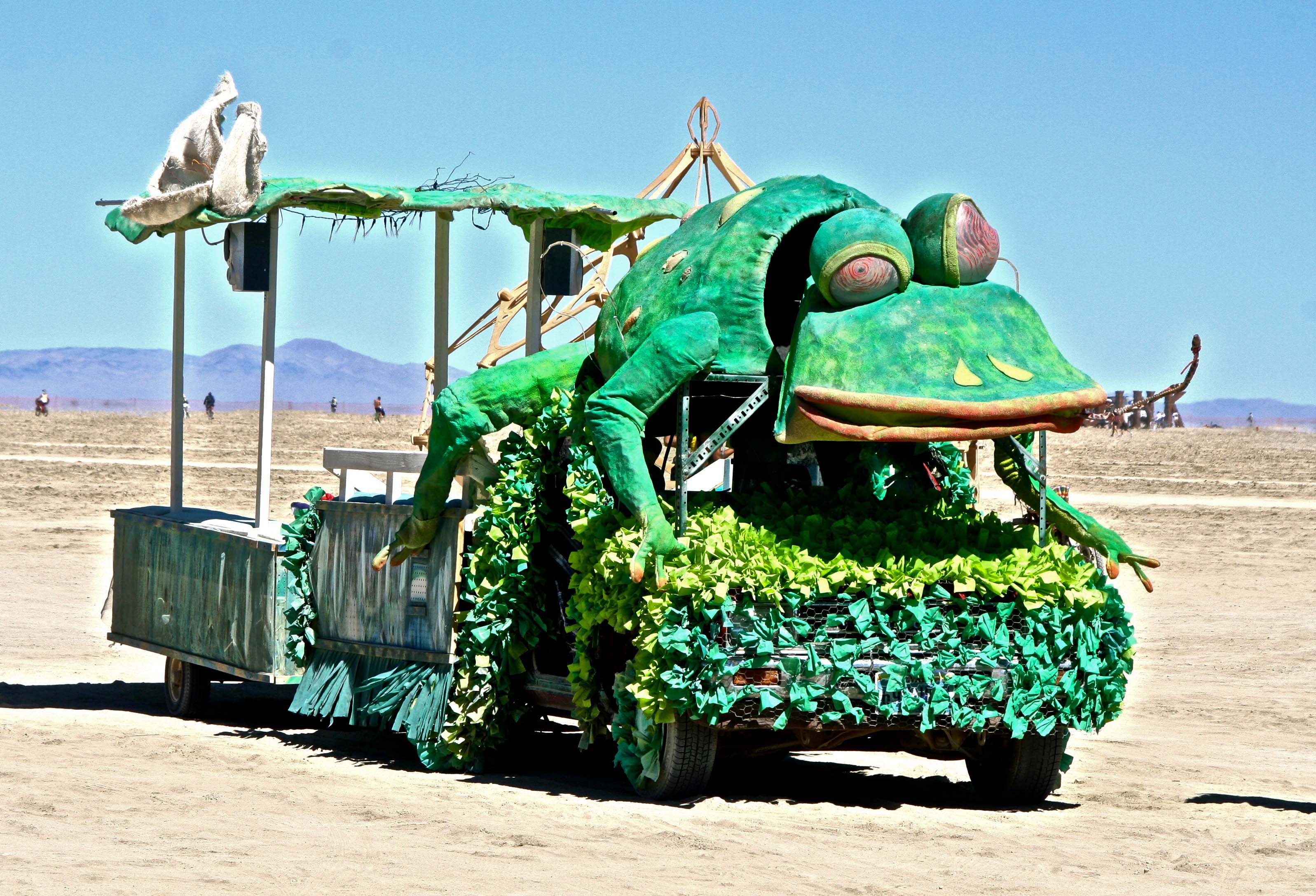 frog-mutant-vehicle | Wandering through Time and Place