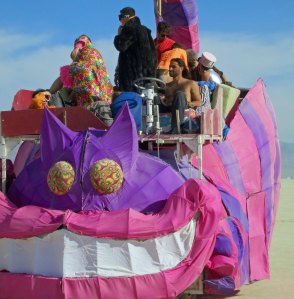 Cheshire Cat mutant vehicle at Burning Man.