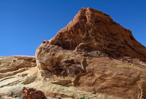 Stone sculpture at White Domes in Valley of Fire State Park.