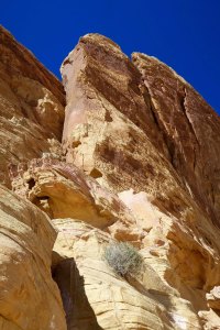 Photo of side of White Domes at Valley of Fire State Park.