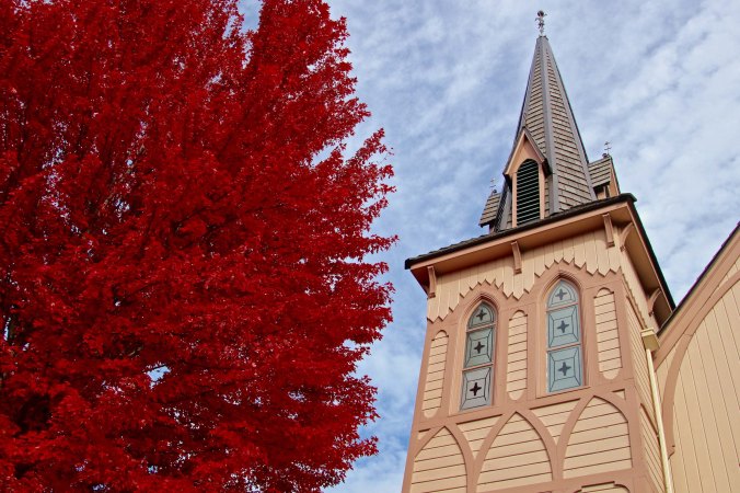 Fall trees and Church in Jacksonville, Oregon
