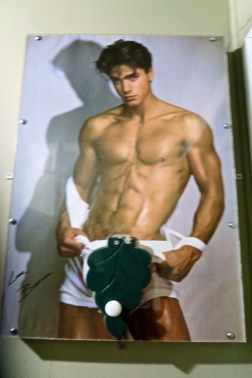 Women's restroom at Green lantern Pub, Copalis