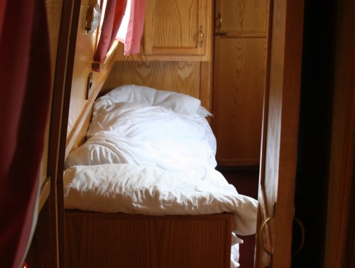 Single bed on a narrowboat