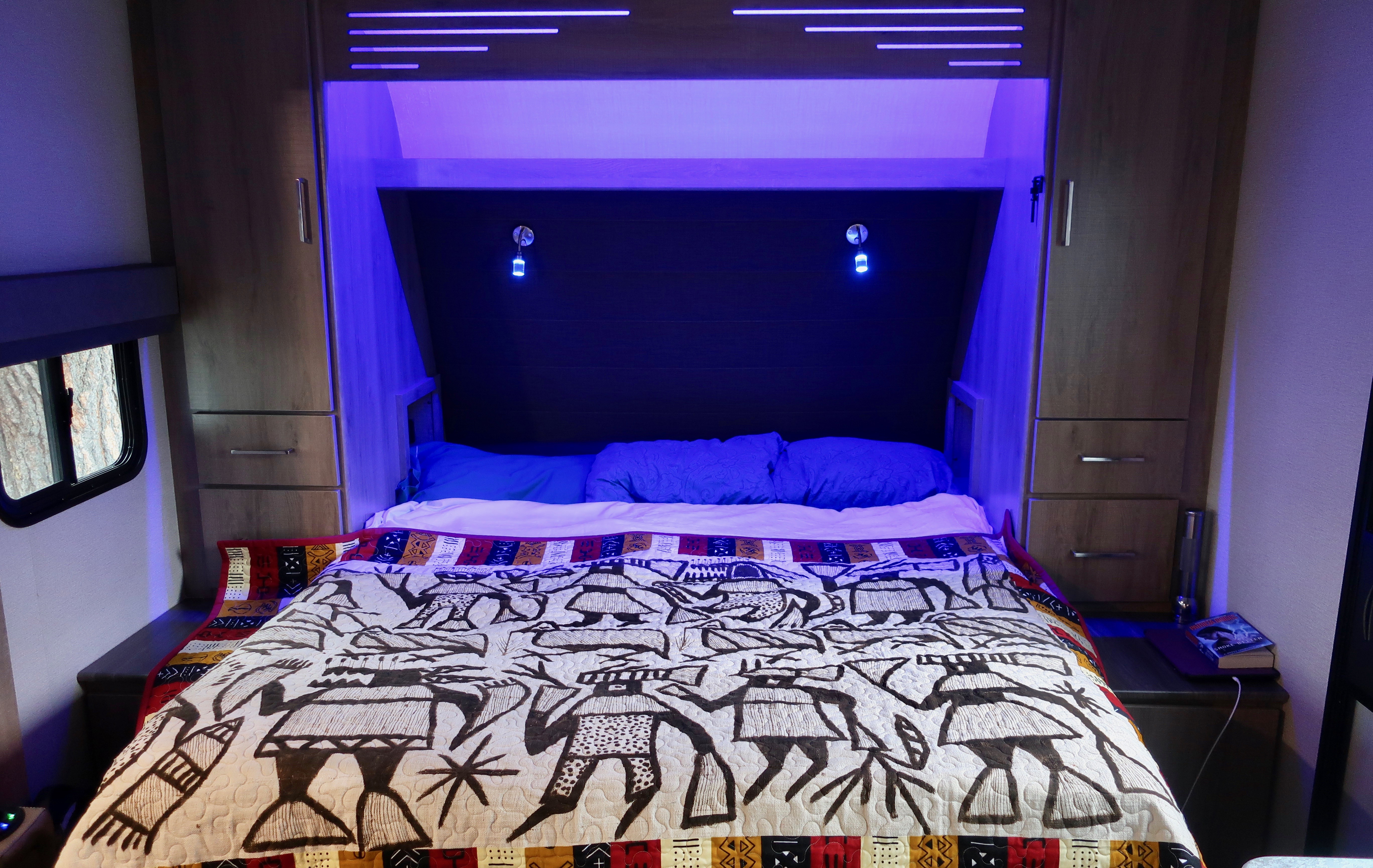 Mood lighting over Murphy bed in and Imagine 17MKE trailer.